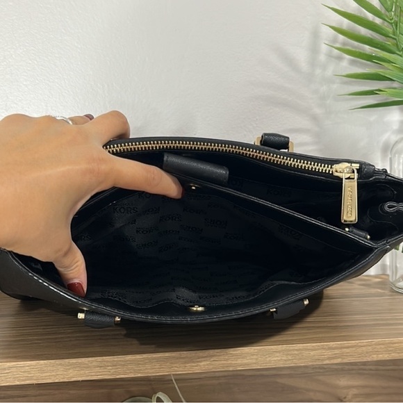 ~MICHAEL KORS Black Kellen Medium Saffiano Leather Satchel w/Gold MK Charm~ - Picture 8 of 11